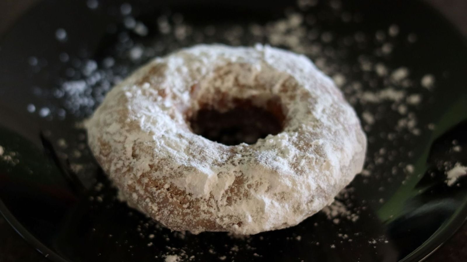 fluffy dream powdered sugar